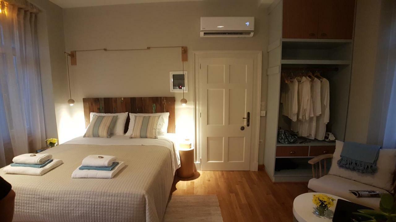 The "Fan" Studio In The Heart Of Old Corfu Town Exterior photo